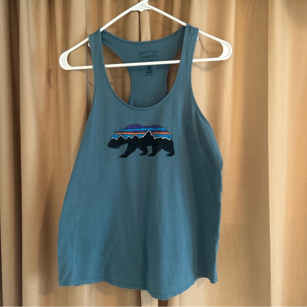 Patagonia Women’s Tank Top Fitz Roy Bear Size Small